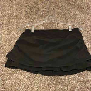 Lululemon skirt, tennis skirt, with side ruching